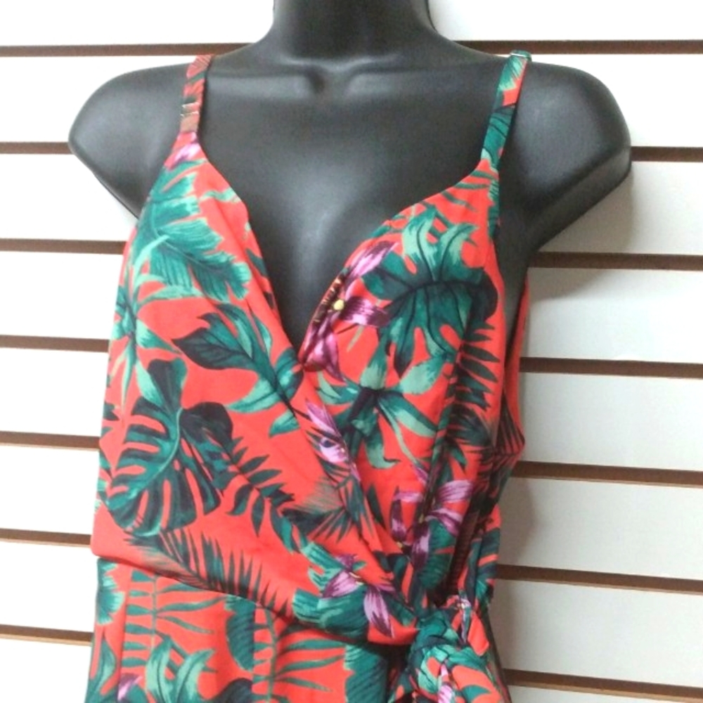 Jumpsuit flare Leg w/Tie @ waist💚🧡